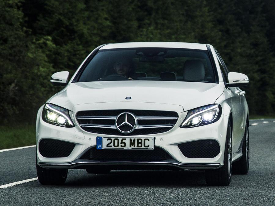  Mercedes-Benz C220 BlueTec AMG Line 2014 года  (UK) (фото 5 из 23)